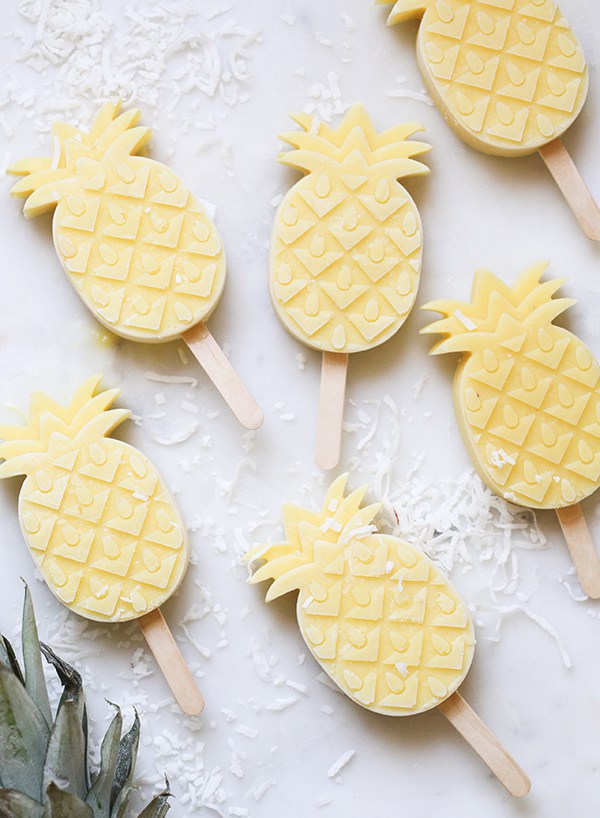 DIY-5-Easy-homemade-Popsicles-to-do-this-summer-Pineapple_Popsicles