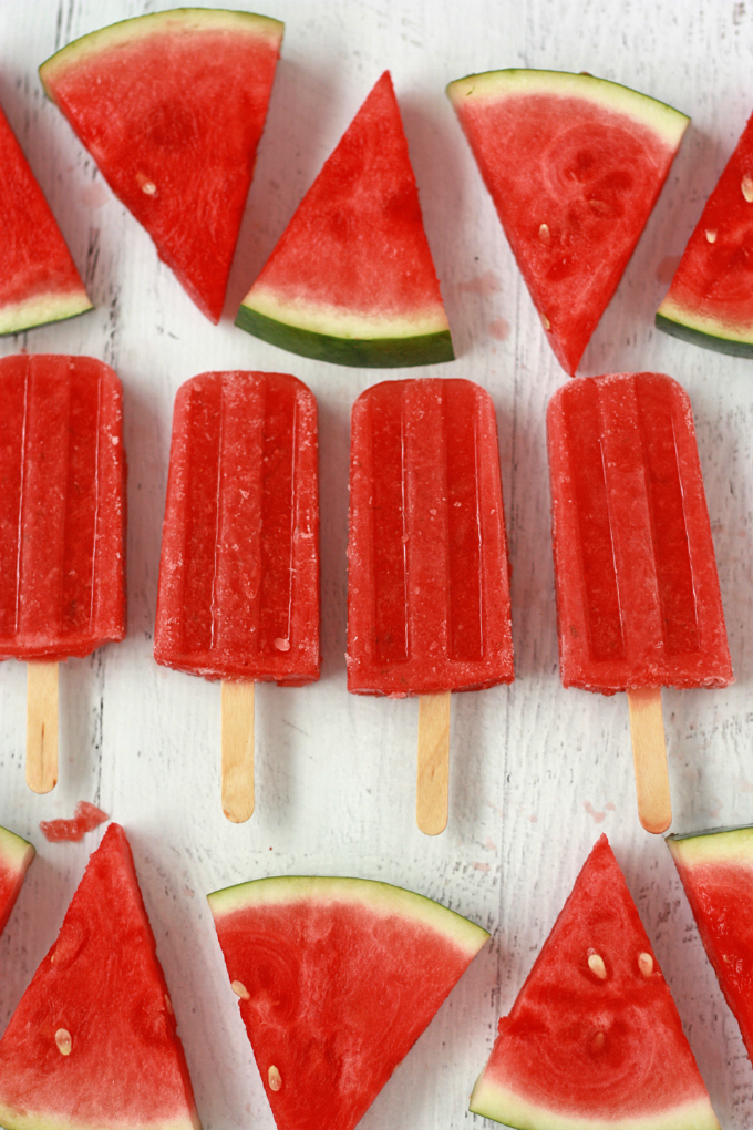 DIY-5-Easy-homemade-Popsicles-to-do-this-summer-watermelon-strawberry